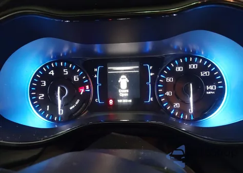 2015 Chrysler 200 S z USA, uszkodzony, nr VIN 1C3CCCBG2FN713465